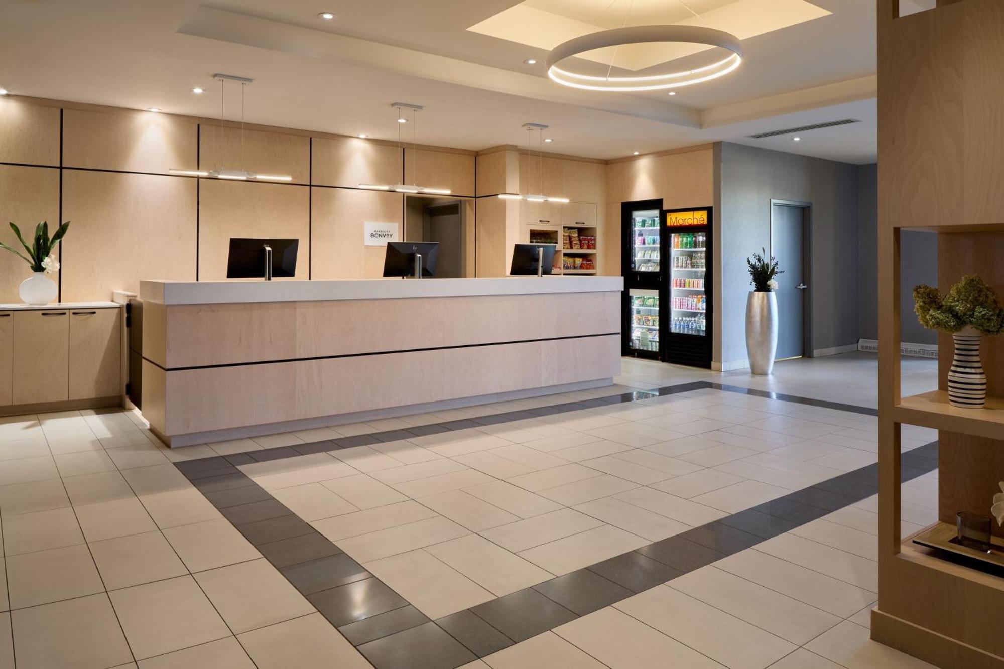 Fairfield & By Marriott Montreal Airport 3* Dorval